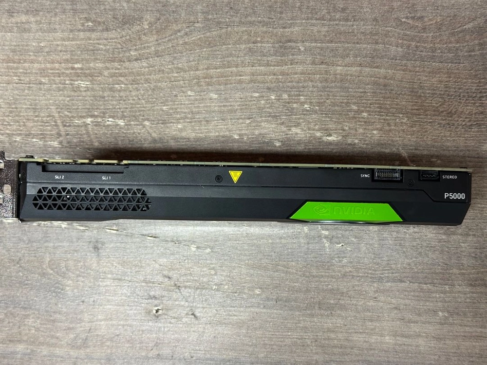 NVIDIA P5000 D5X 16GB 그래픽 카드 이미지