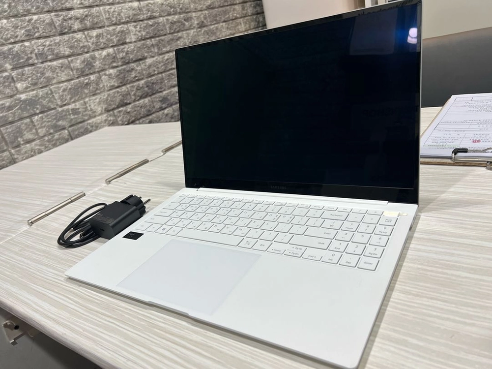 삼성 nt950xgk 울트라7 - 안심되는 중고거래