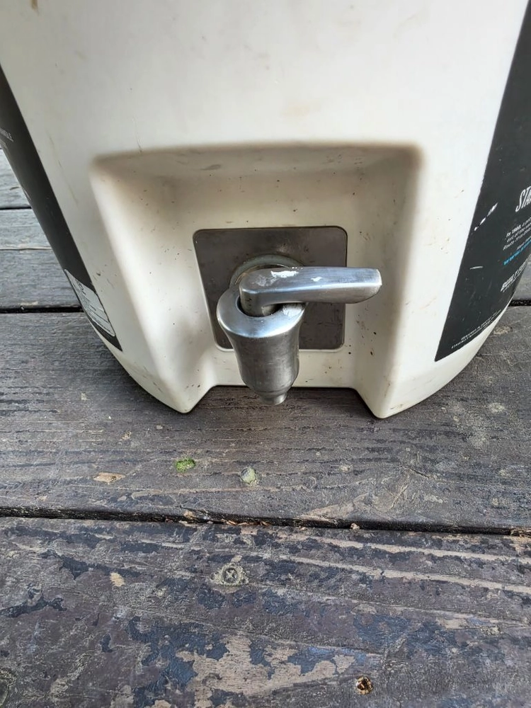 스탠리 7.5l 화이트워터저그 가방 우드손잡이 스텐수도꼭지포함 이미지