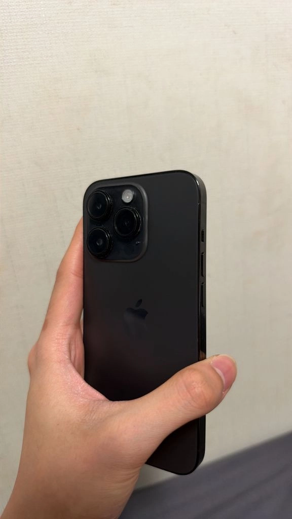 아이폰 14pro 256gb 블랙 구성품 일괄 보테가 케이스 이미지