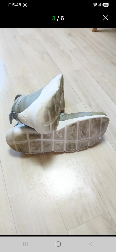 남성신발 나이키 경량 운동화 이미지