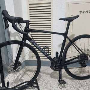 자이언트 풀카본 로드 Tcr tcr 2kom 판매합니다( 마지막가격 ) 이미지