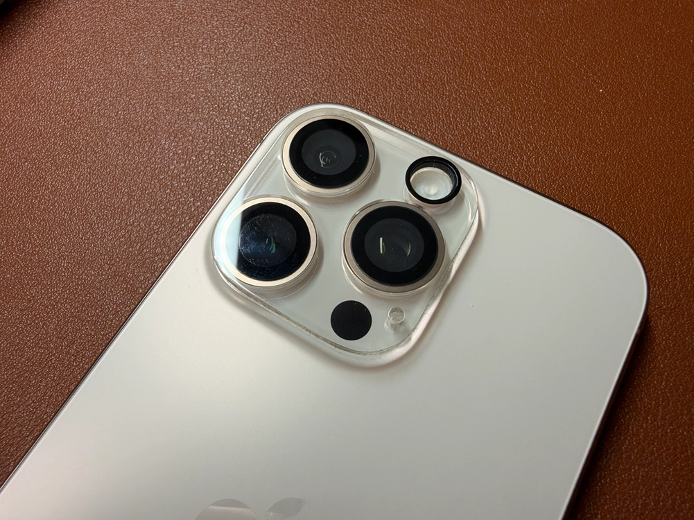 아이폰 16 프로 데저트 티타늄 256GB 팝니다. 이미지