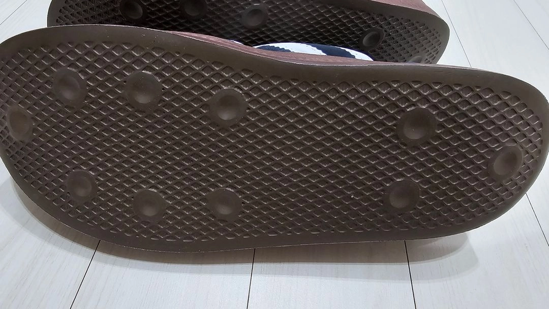 아디다스 삼바 퍼피렛 코어 블랙 슬리퍼 이미지