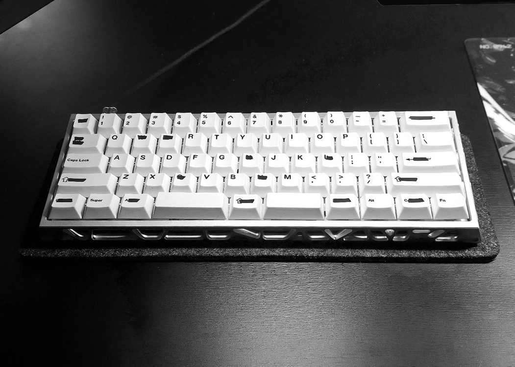 Wooting 60HE v2 + Holy 60 커스텀 빌드 - 안심되는 중고거래