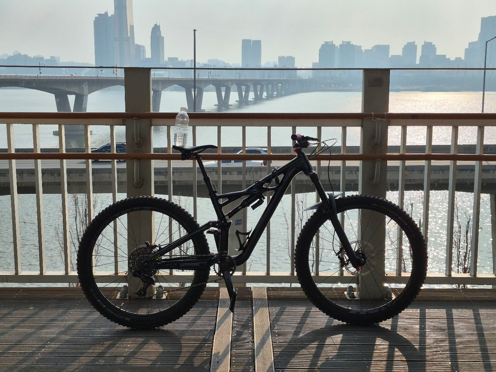 스페셜라이즈드 엔듀로 콤프 풀샥 mtb - 안심되는 중고거래