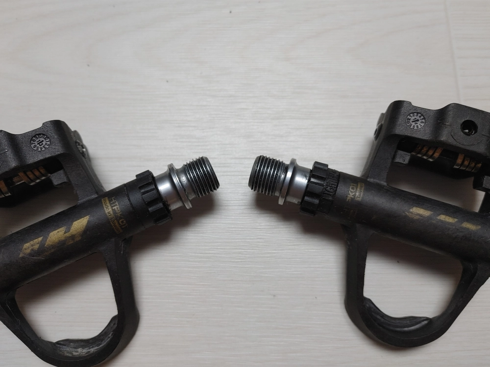 경량 클릿페달) ht pk01 로드자전거, 픽시 카본 클릿페달 팝니다 (택포3만) 이미지