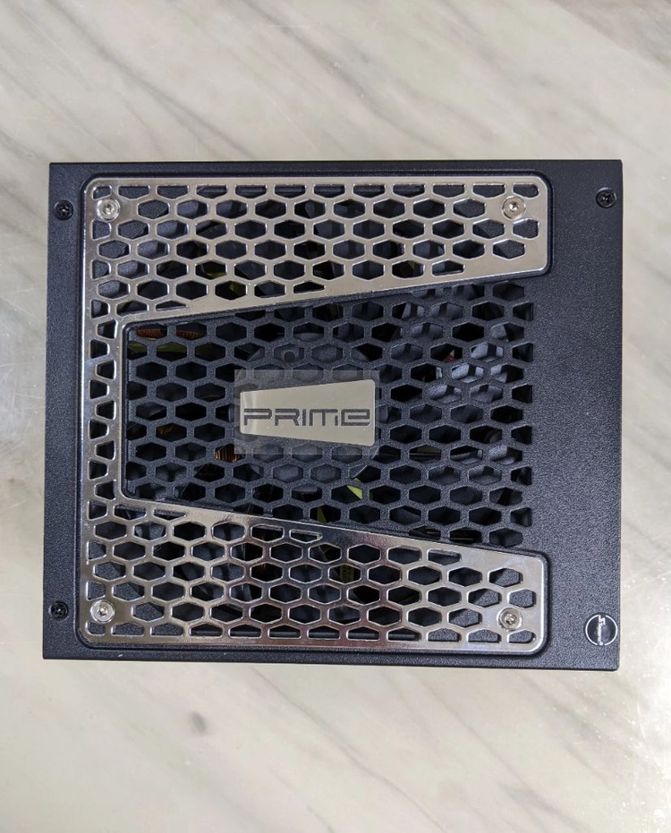 시소닉 프라임 Prime 골드 티타늄 포커스 Focus 750W 1300W 파워서플라이 이미지
