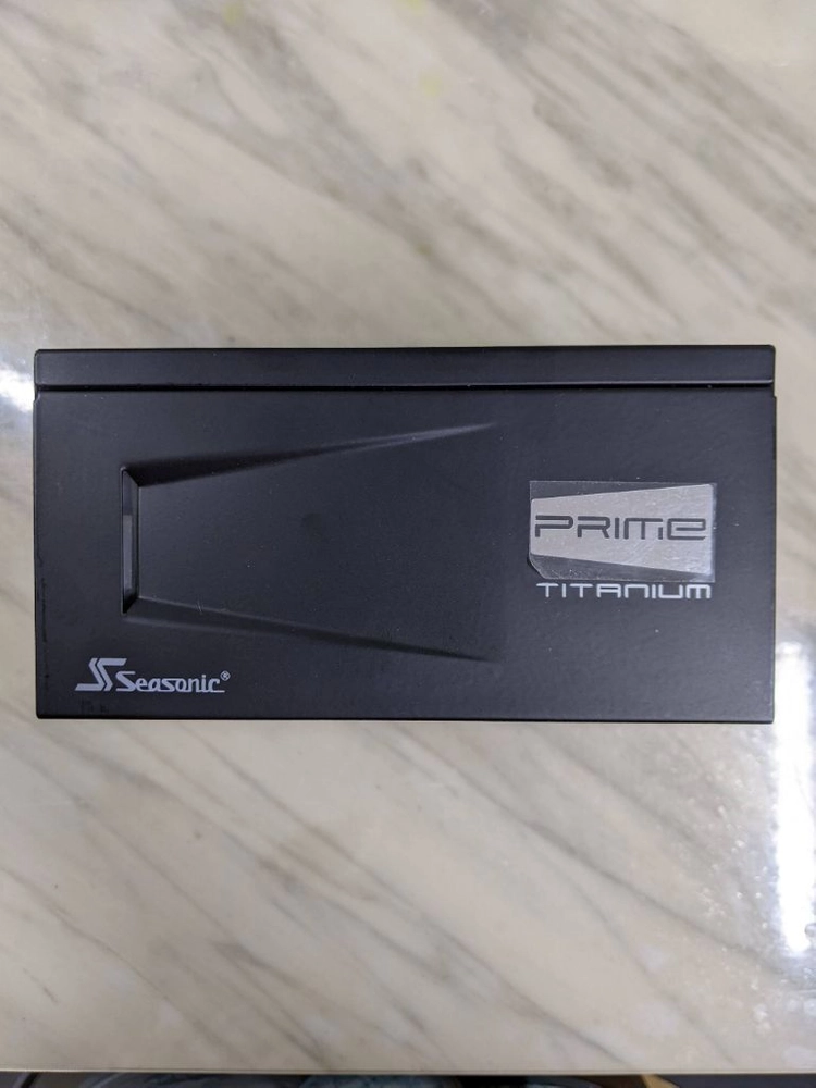 시소닉 프라임 Prime 골드 티타늄 포커스 Focus 750W 1300W 파워서플라이 이미지