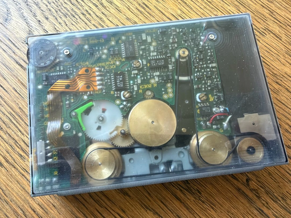 Sony WM-501 투명 워크맨 카세트 레이어 판매 합니다 이미지