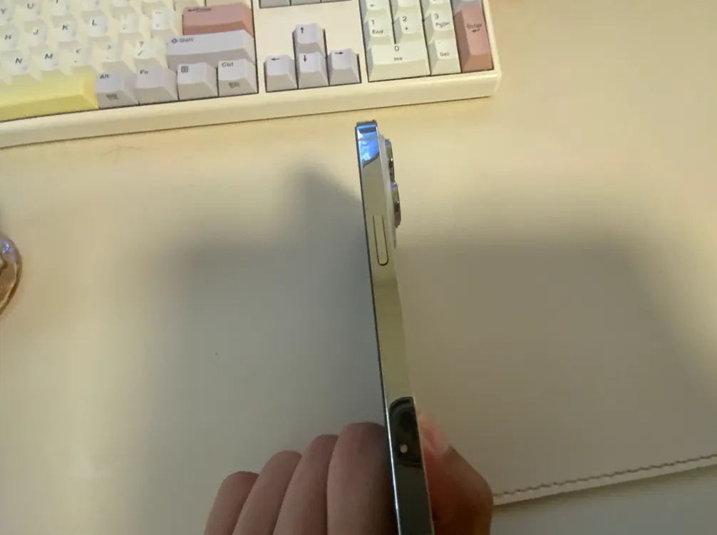 아이폰 14 프로 256GB 실버 풀박스 팝니다 이미지