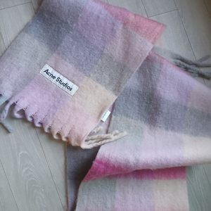 Acne Studios 아크네 체크 머플러 이미지