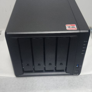[새상품급] 시놀로지 DS920+ 4베이 나스 서버+씨게이트 바라쿠다 나스전용HDD 8TB X 4개 총32TB 이미지