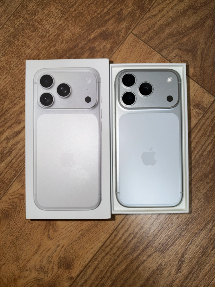 아이폰17 프로 실버 256GB 풀박스 이미지