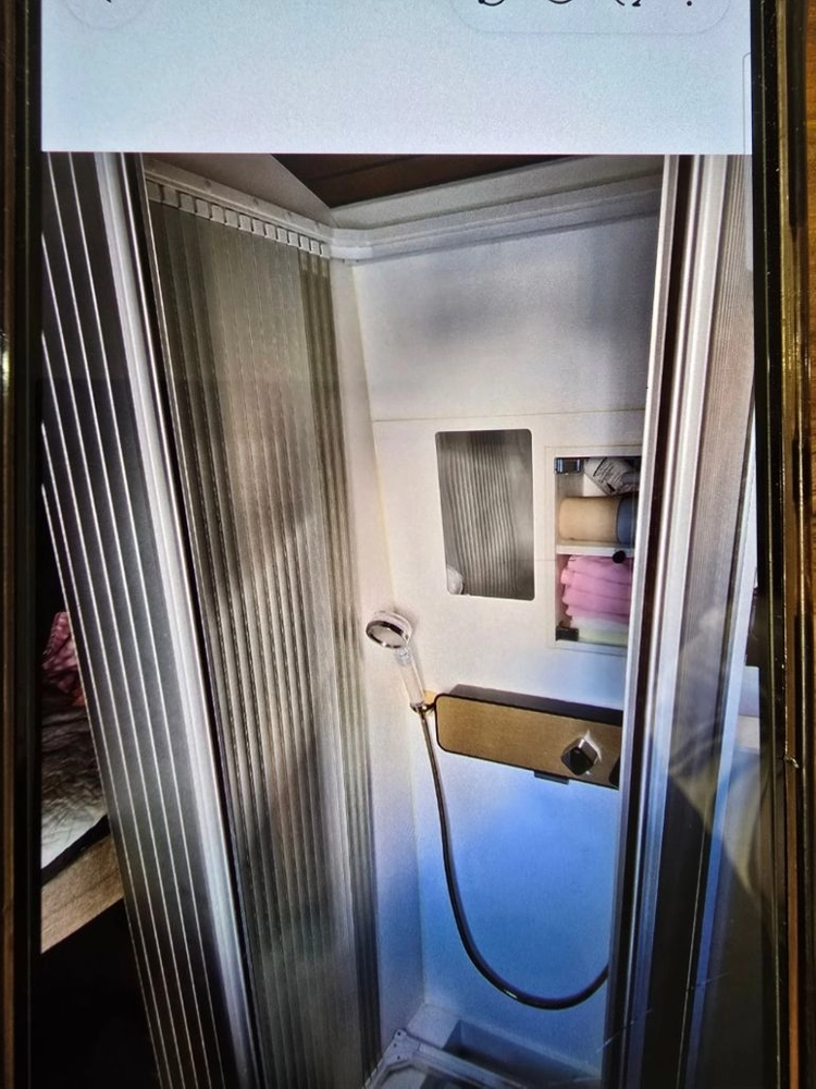 르노마스터 캠핑카 이미지