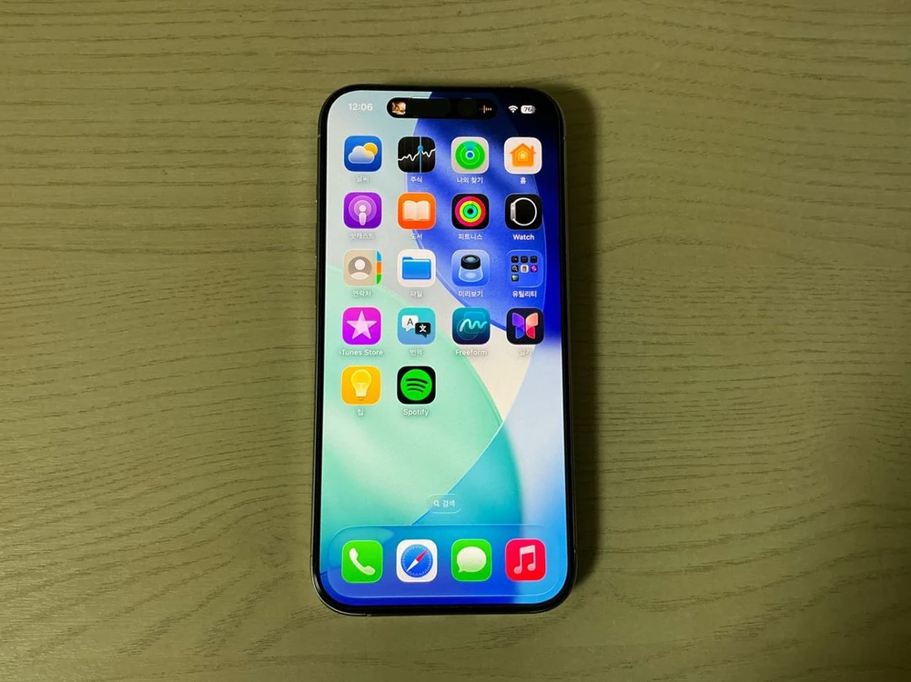애플 아이폰 15프로 128gb 실버 (급처) 무하자 깨끗 - 안심되는 중고거래
