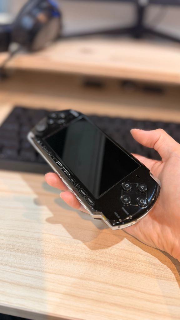 PSP3000 128GB C타입 IPS 피아노블랙 이미지