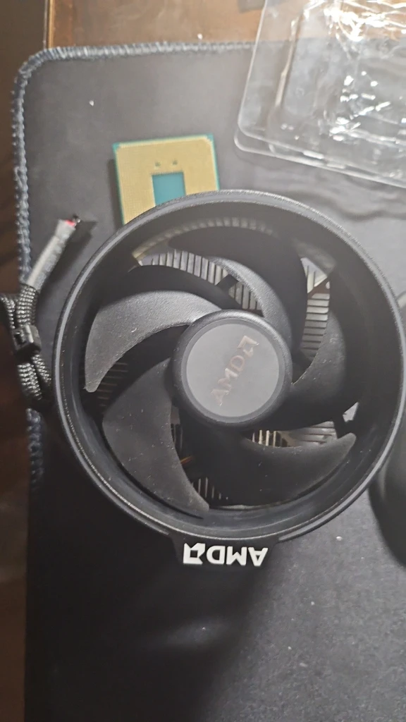 라이젠 2700 cpu + 쿨러,서멀라이트 새제품 이미지