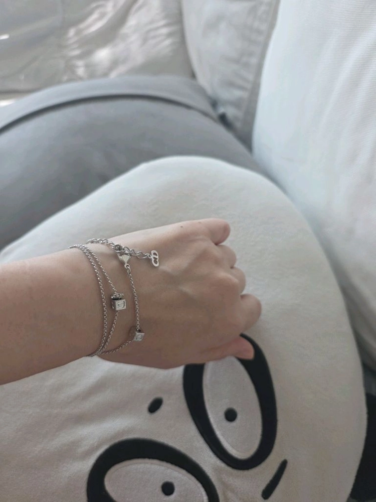 디올 큐빅 큐브 CD 목걸이 (정품 이미지