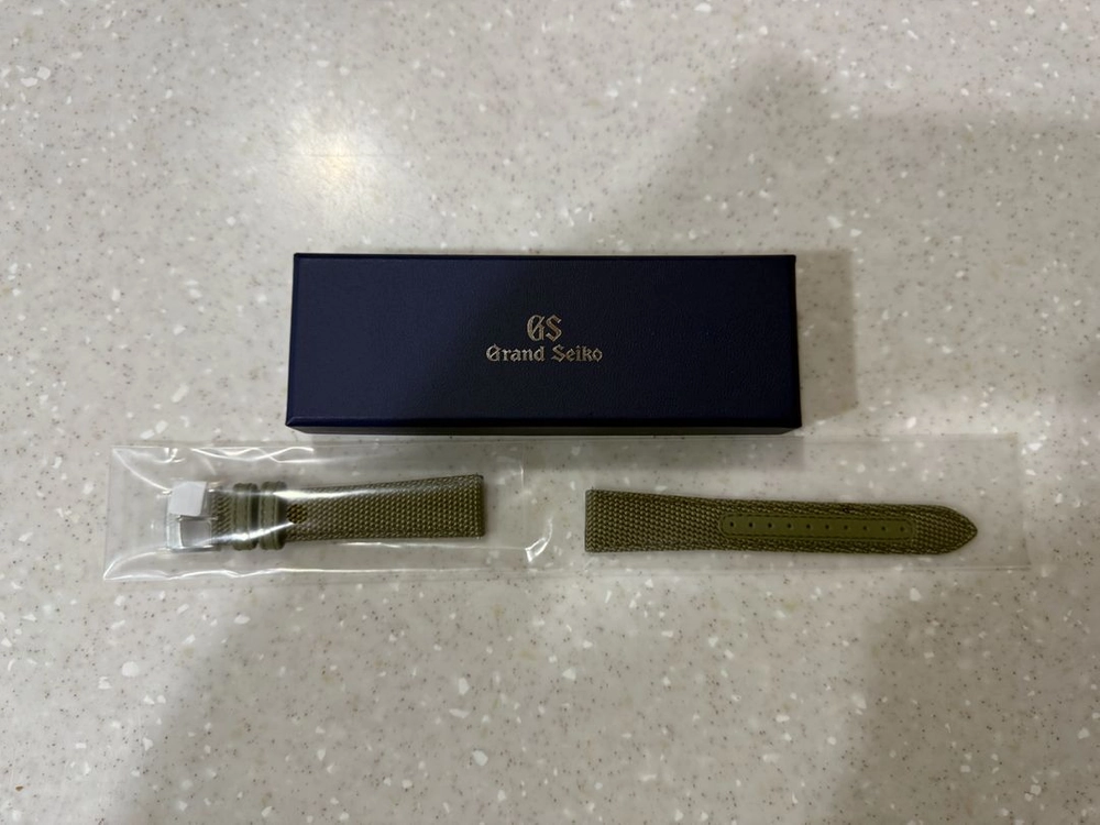 그랜드세이코 시계 스트랩 정품 미개봉 박스셋 팝니다 이미지