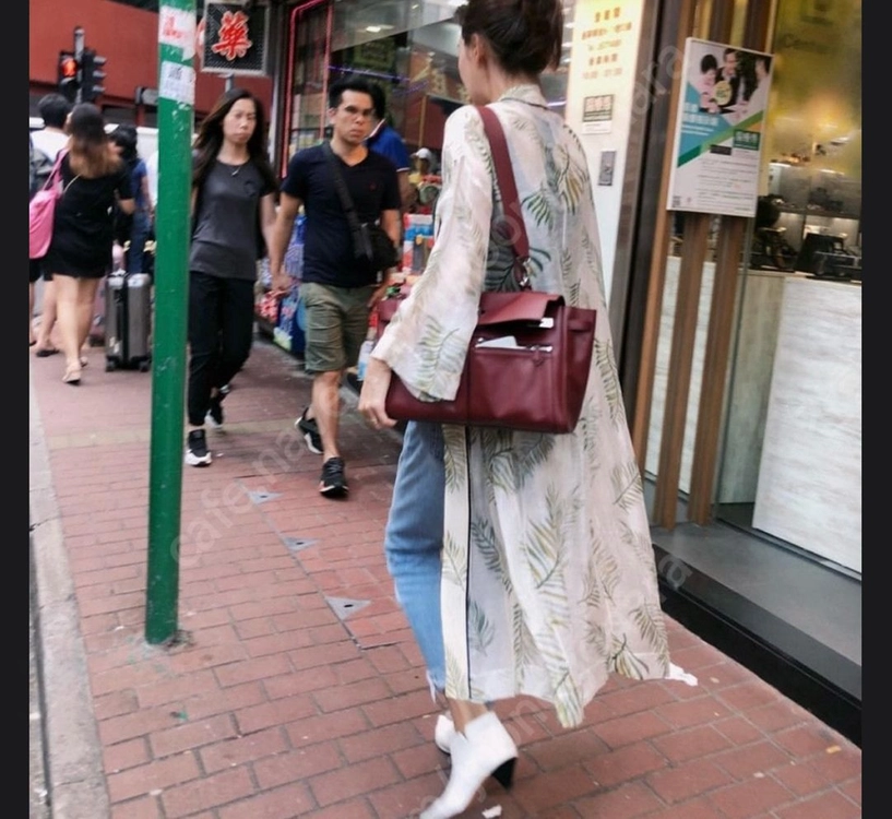소윰 공황백 버건디 판매 이미지