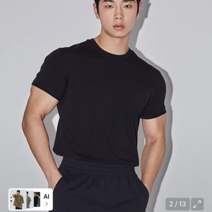 무신사스탠다드 스포츠 반팔 블랙/화이트 M 이미지