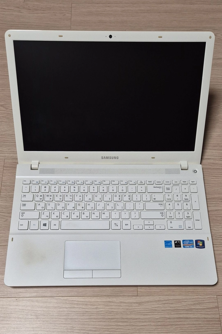 삼성전자 15.6인치 노트북(i3-3120M/DDR3 8GB/SSD 860 Evo 250GB) - 안심되는 중고거래