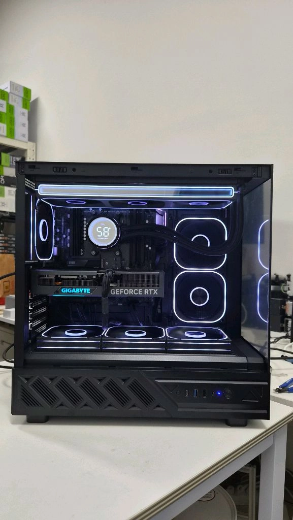 9800x3d, 5070ti 올블랙 미사용 새pc팝니다 이미지