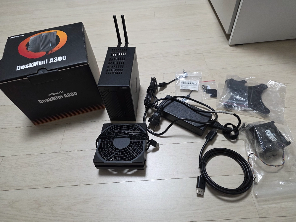 ASRock DeskMini A300 미니PC 이미지