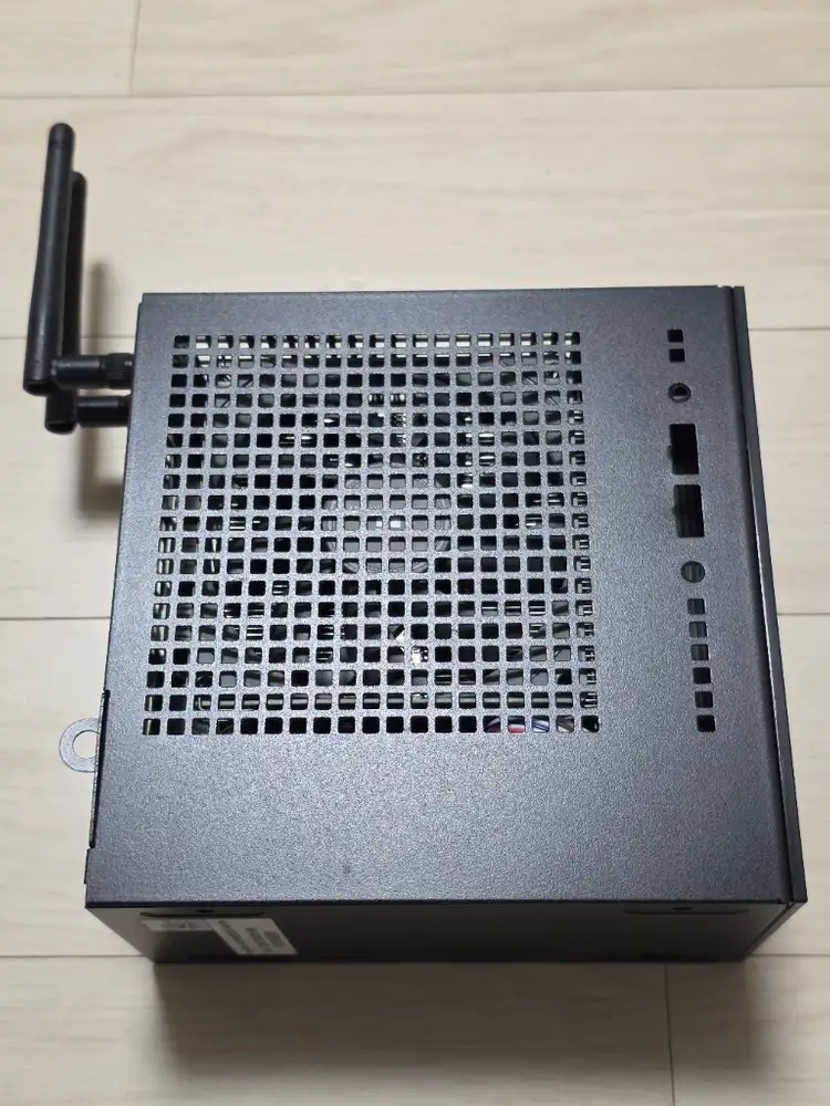 ASRock DeskMini A300 미니PC 이미지