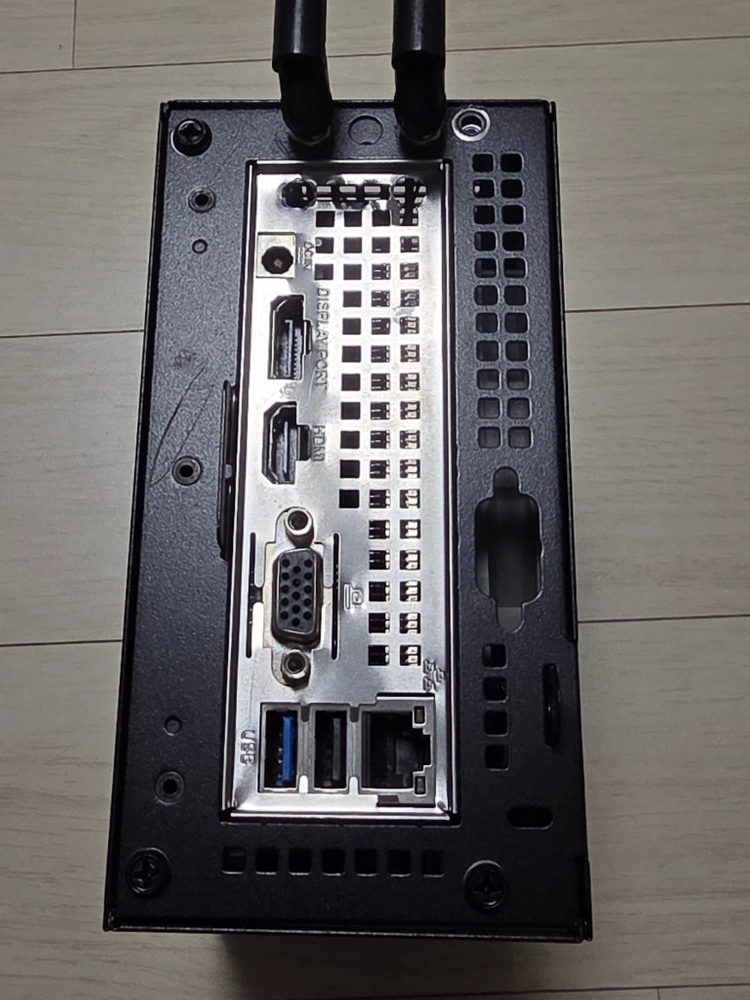 ASRock DeskMini A300 미니PC 이미지