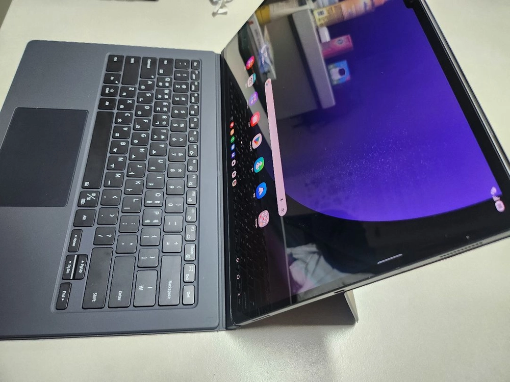 겔럭시탭 s9 울트라 5G 태블릿 512GB키보드 풀셋팝니다 이미지