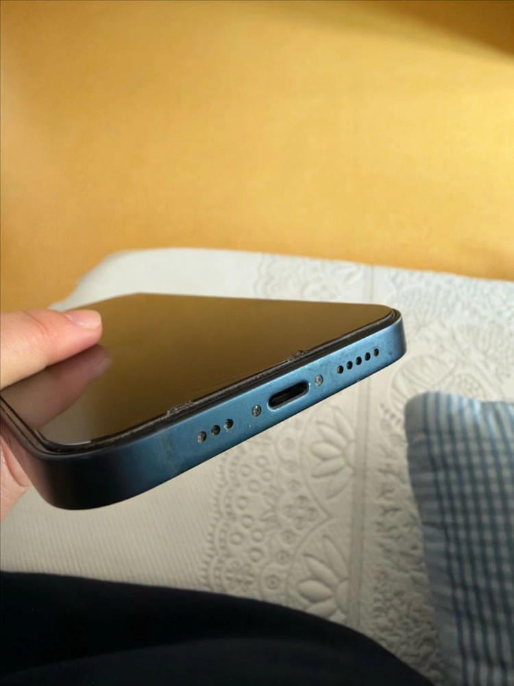 아이폰 13 미드나이트 128gb 모델입니다(자급제) 이미지