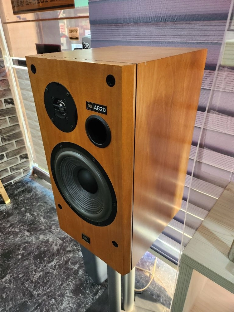 JBL 스피커 (민트급) 이미지