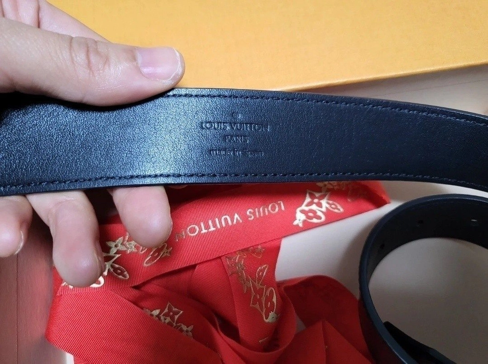 여성벨트 LV 트위스트 30MM 75사이즈 이미지