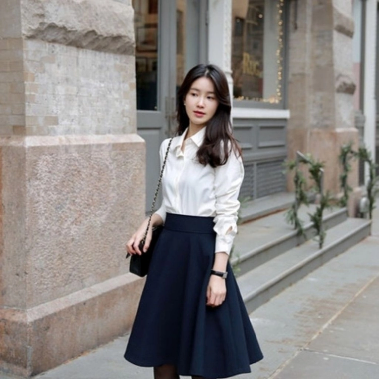 블랙 플레어 스커트 검정 치마 이미지