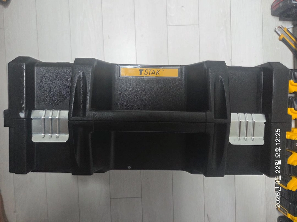 디월트 정품 티스텍 케이스 공구함 TSTEK 높은거 - 안심되는 중고거래
