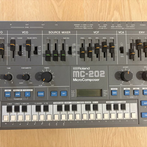 [로랜드] Roland MC-202 빈티지 아날로그 신디사이저 이미지
