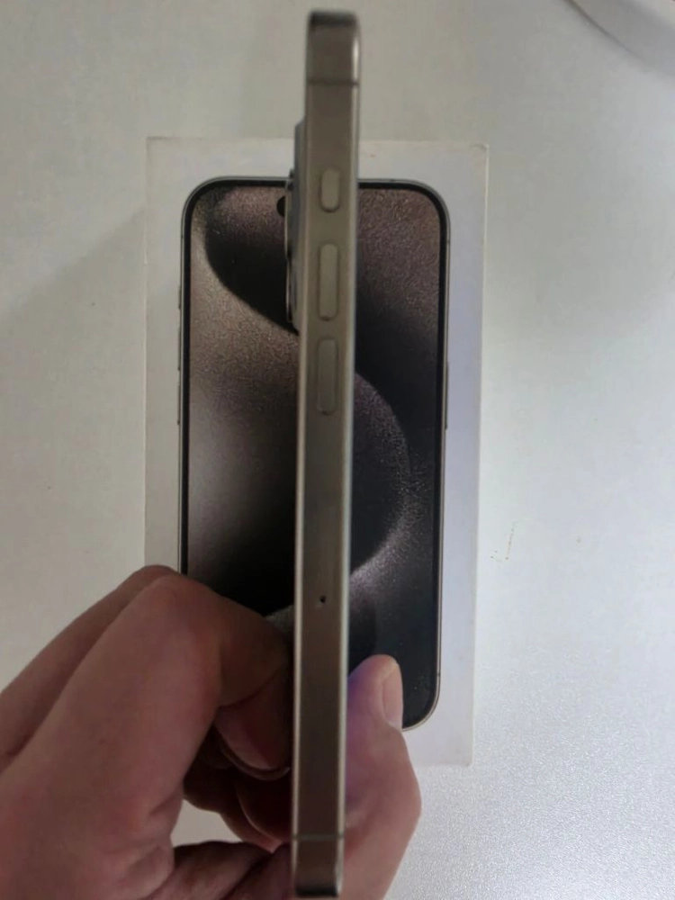 아이폰 15프로 256GB 티타늄그레이 이미지