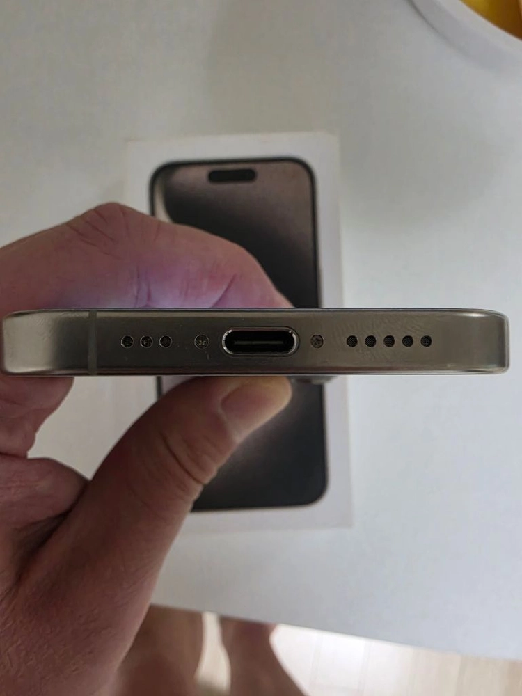 아이폰 15프로 256GB 티타늄그레이 이미지
