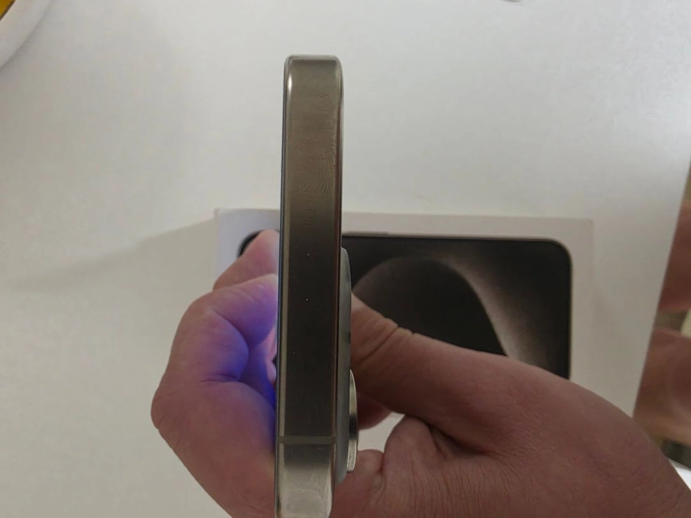 아이폰 15프로 256GB 티타늄그레이 이미지