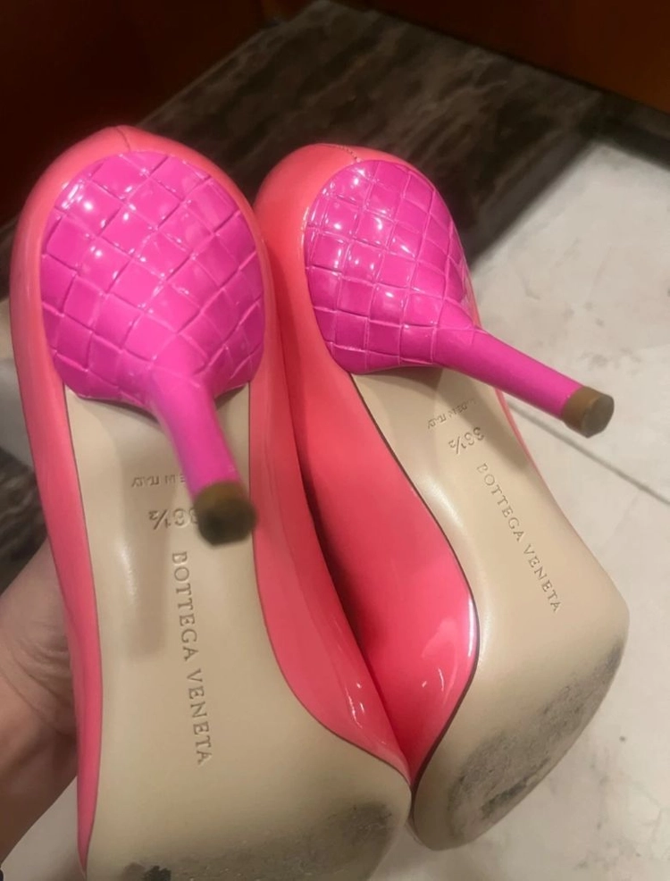 보테가베네타 정품 하이힐 이미지