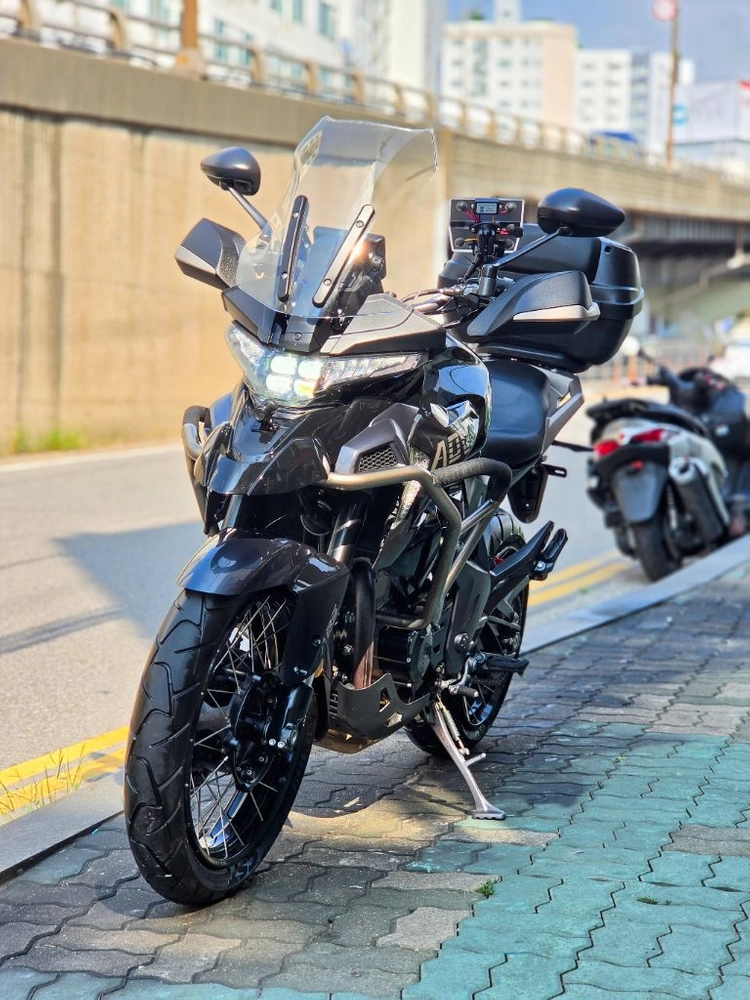 존테스350t 2022년식 1043KM ABS모델 오토바이 판매합니다 이미지