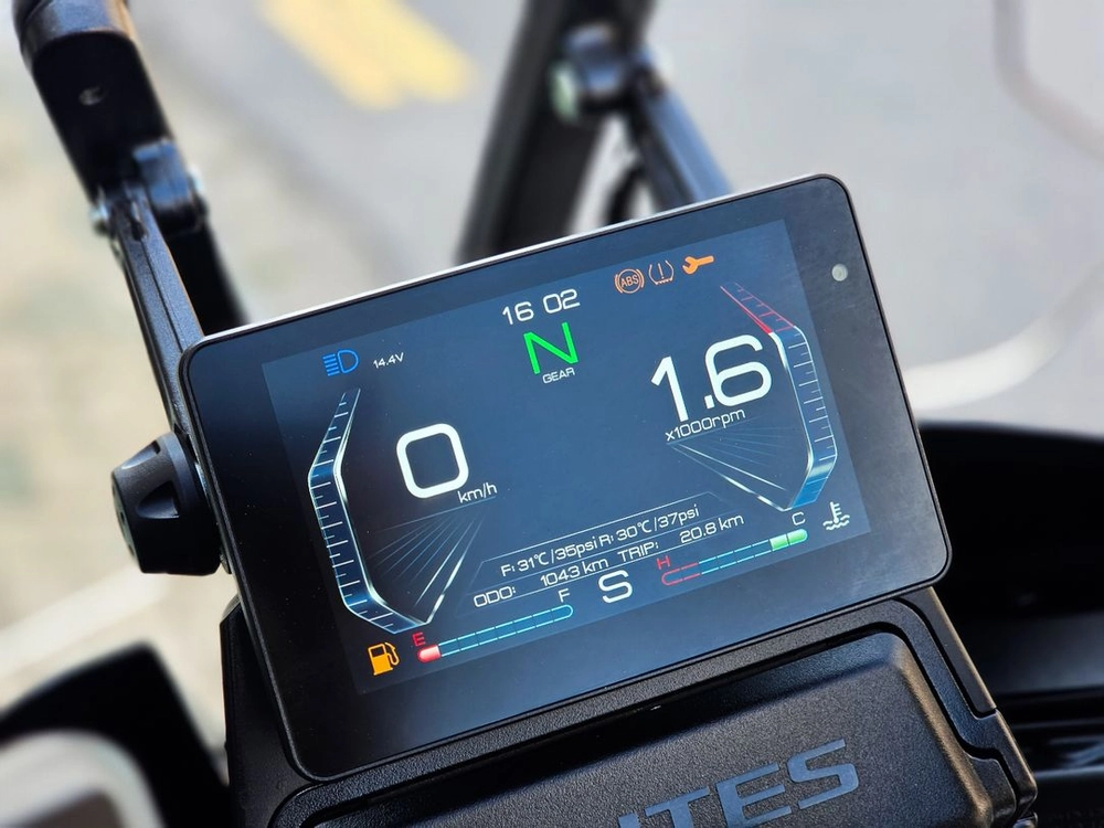존테스350t 2022년식 1043KM ABS모델 오토바이 판매합니다 이미지