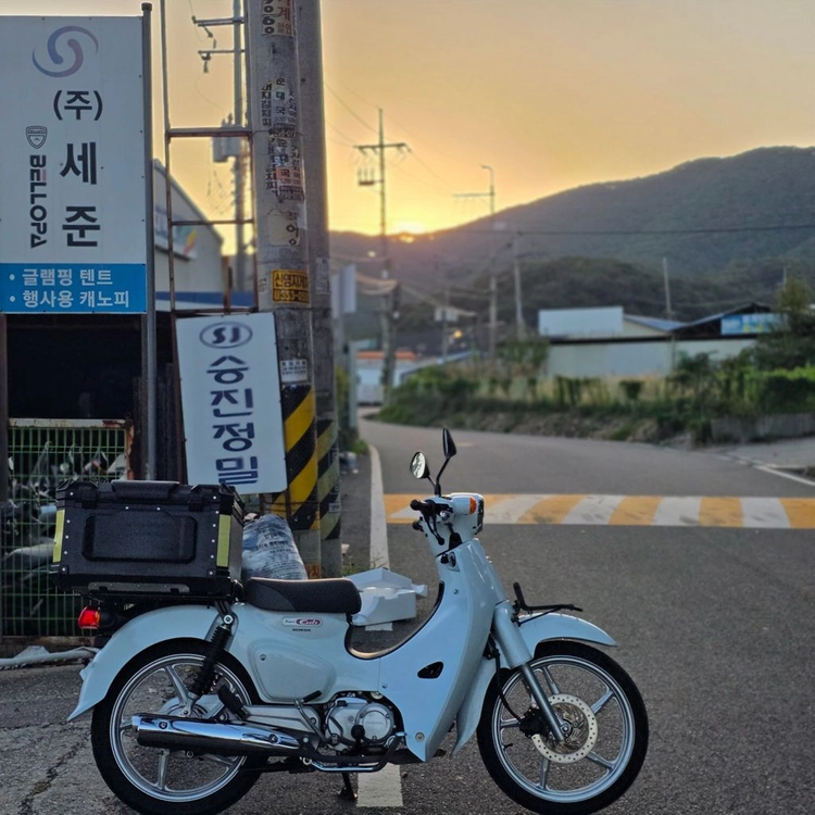 혼다 슈퍼커브110 (2023) 이미지