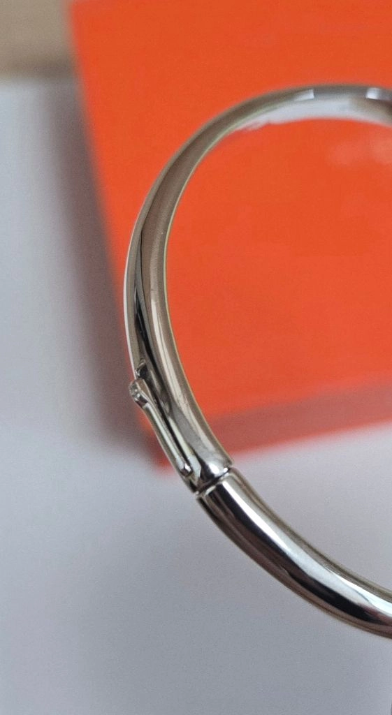 이에르로르 에센스 실버 랩다이아 0.3ct 뱅글 팔찌 이미지