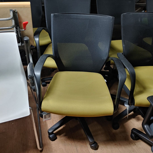 시디즈메쉬의자 T503F 판매합니다. 이미지