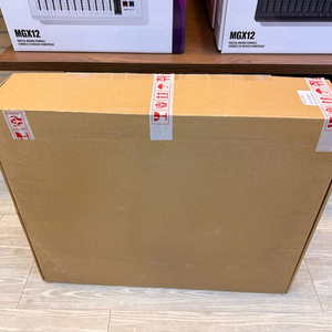 아이맥27 4.2QC, 8GB 램, SSD 512GB, 키보드마우스미개봉, 매직키보드블랙, 윈도우10정품포 이미지