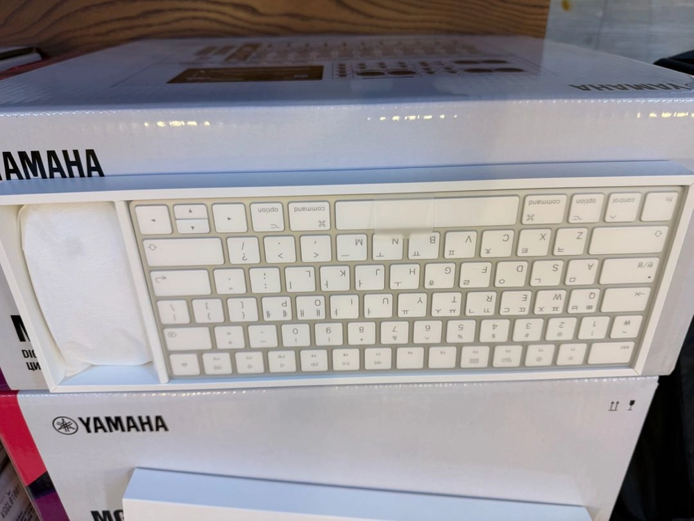 아이맥27 4.2QC, 8GB 램, SSD 512GB, 키보드마우스미개봉, 매직키보드블랙, 윈도우10정품포 이미지