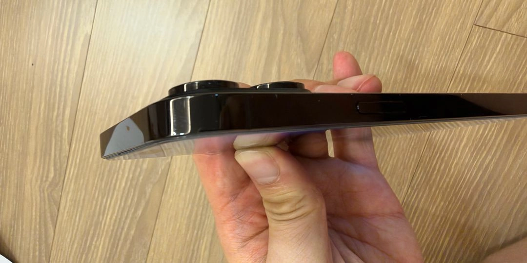 아이폰 14프로 256GB 블랙 특A급 (케이블2개, 이어폰포함) 이미지